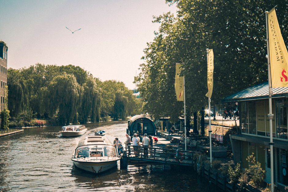 Amsterdam's Running Infrastructure Hosts Major Marathons and Weekly Club Sessions