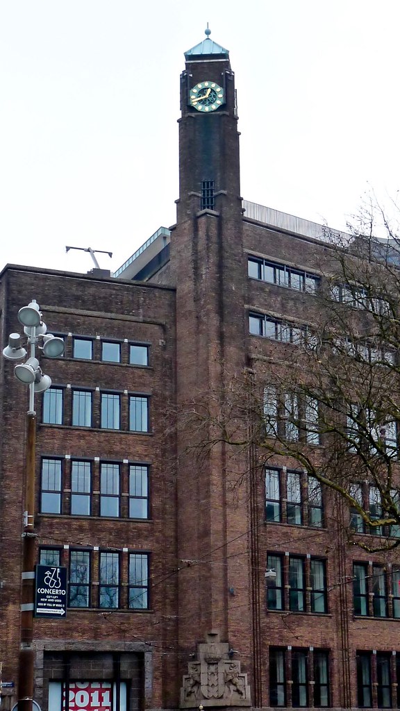 Tracing the Roots: The History and Evolution of Amsterdam’s Museum and Gallery Scene