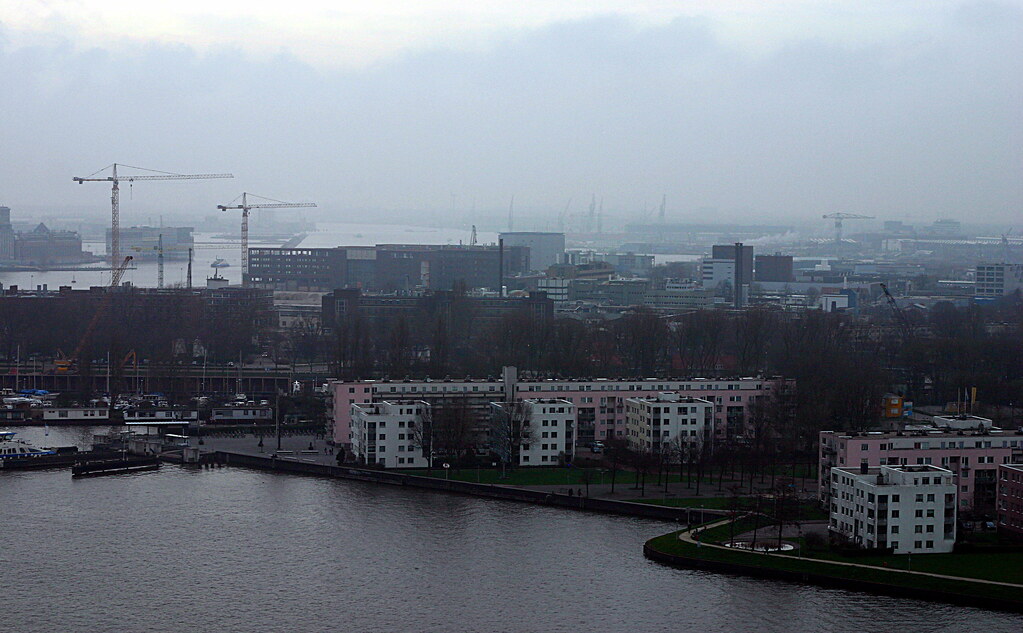 Amsterdam Navigates Urban Challenges in Step with Global Cities