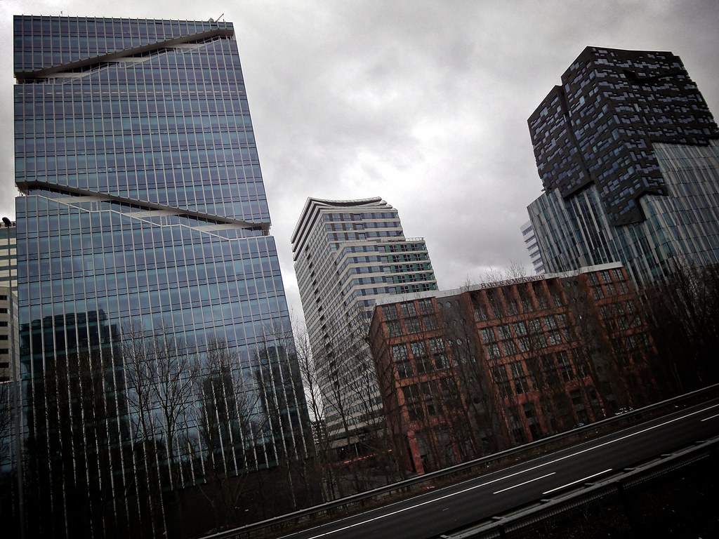 Amsterdam Residents Directed to Raadsinformatie Portal for Council Updates